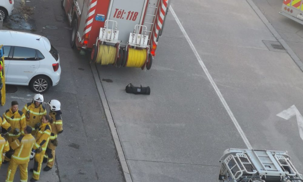 Grosse intervention de police: un homme retranché dans un immeuble aux Acacias Grosse intervention de police: un homme retranché dans un immeuble aux Acacias