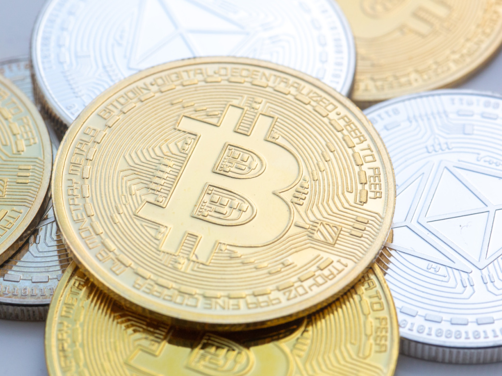 Le bitcoin poursuit son redressement | Radio Lac