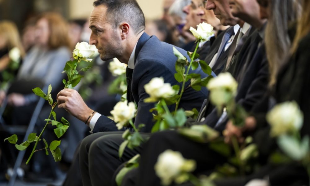 Le Valais interdit les engins pyrotechniques à l'intérieur