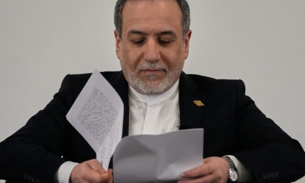 Iran: "pas de pendaison aujourd'hui ou demain", dit un ministre