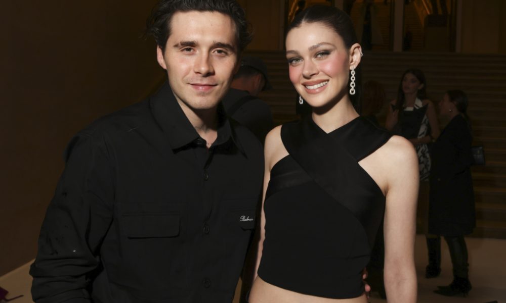 Un fils Beckham accuse ses parents de vouloir "ruiner" son mariage