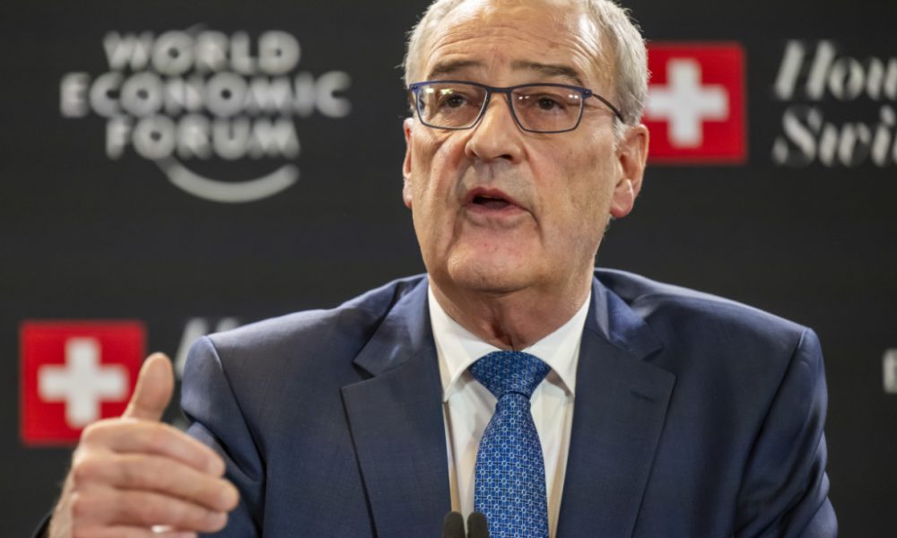 Les thèmes discutés avec Trump restent "ouverts", dit M. Parmelin