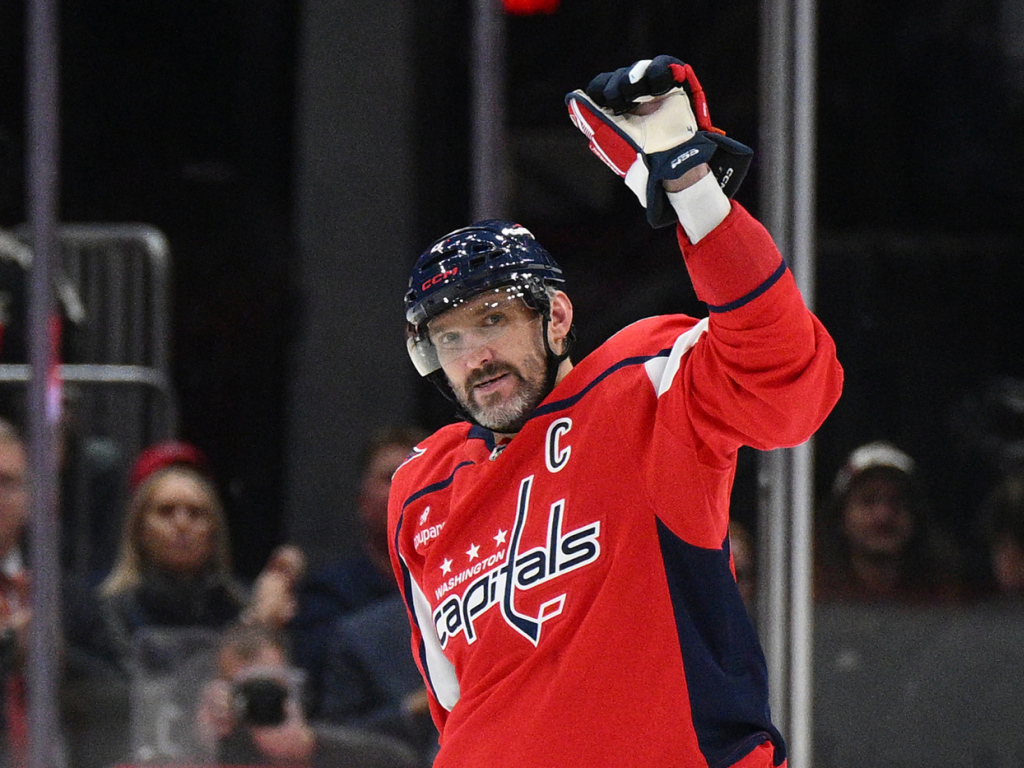 Alex Ovechkin rempile une saison avec Washington