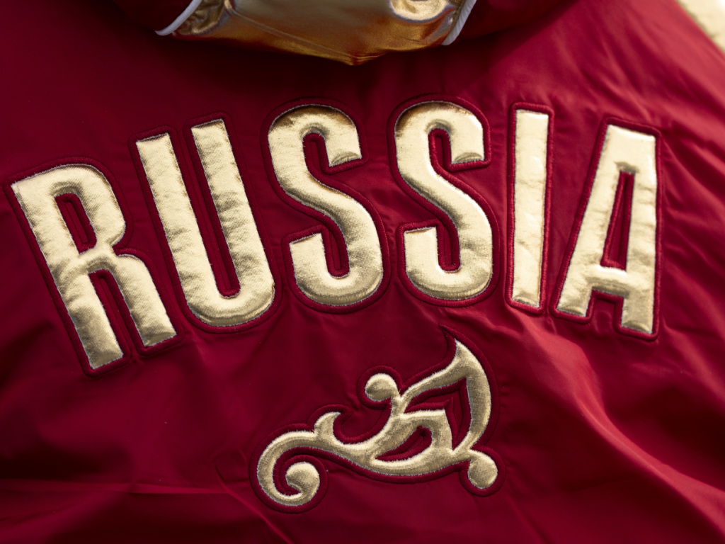 Le CIO réintègre les Russes, sans leur rendre hymne et drapeau