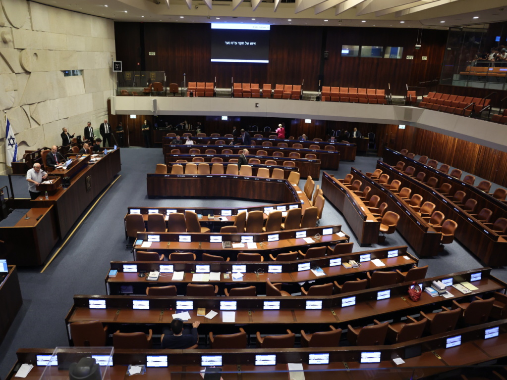 Israël: les élections législatives se tiendront le 27 octobre